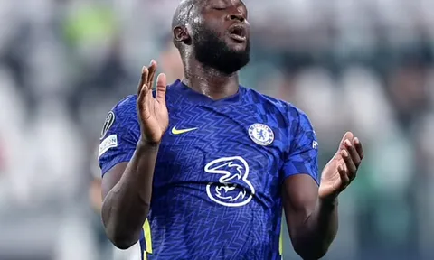 Trước Lukaku, Chelsea từng chi tiền cho những bom xịt nào