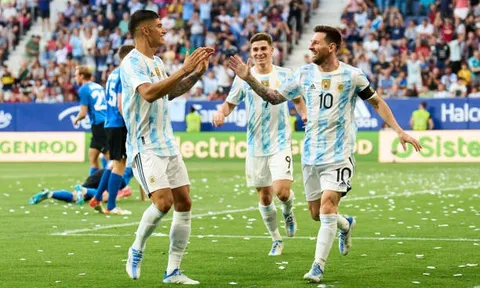 10 'ảo thuật gia' xuất sắc nhất thập kỷ: Messi thứ 3; Bất ngờ số 1