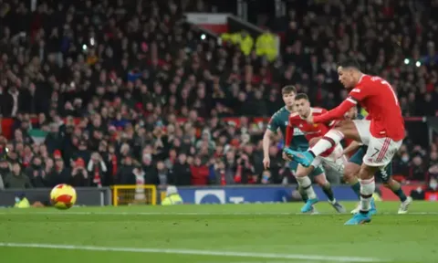10 cầu thủ ghi bàn từ chấm penalty nhiều nhất thế kỷ 21: Ronaldo bỏ xa Messi