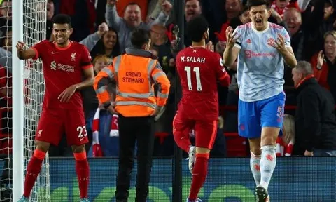 10 khoảnh khắc đáng nhớ nhất Premier League 2021/22