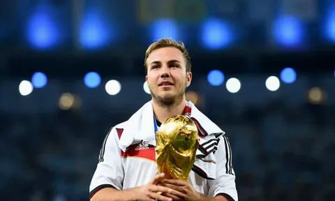 10 ngôi sao thất nghiệp đáng chú ý nhất hiện nay: Người hùng World Cup sa sút