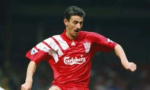 10 nhân vật bóng đá nổi tiếng sinh ngày 20/10: Huyền thoại Liverpool, sao Juventus