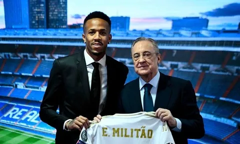10 phi vụ trung vệ đắt nhất mọi thời đại: Luiz thứ 10, 3 cái tên Man City