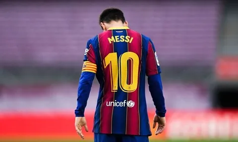 10 tiền đạo xuất sắc nhất năm 2021: Nỗi đau của Barcelona
