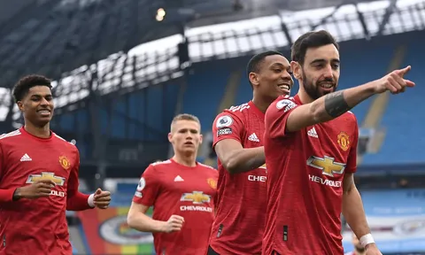 Man Utd tức tốc ký HĐ mới với Fernandes, mức lương hậu hĩnh