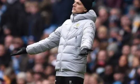 Chelsea kém Man City 13 điểm, Tuchel liên tưởng đến Liverpool