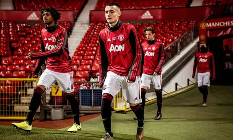 Man Utd 100% thất bại vụ "tân nhạc trưởng", đâu là hướng đi thời gian tới?