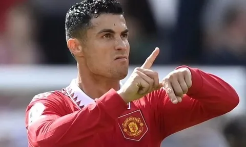 11 cầu thủ có thể rời Man Utd ở ngày cuối phiên chợ Hè