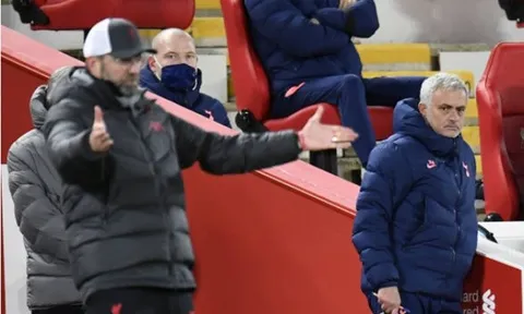 Mourinho đấu "võ mồm" với Klopp sau trận