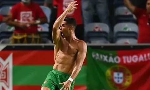 111 bàn thắng của Ronaldo cho BĐN: 10 phút nguy hiểm nhất, 12,7% penalty