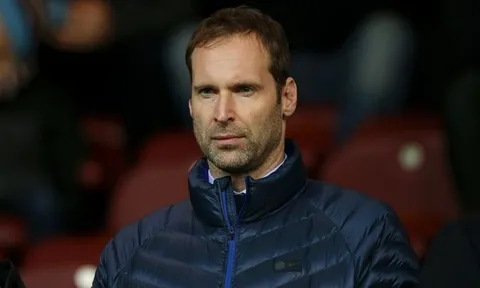 Petr Cech hy vọng Chelsea giành danh hiệu duy nhất còn thiếu