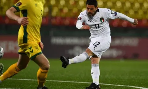 Xavi chỉ trích học trò vì không phạm lỗi trong bàn thua thứ 2