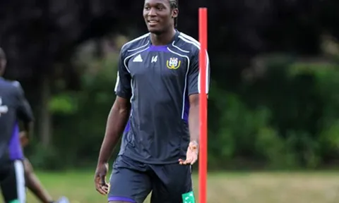 Lukaku: "Ba mẹ phải nhịn đói để anh em tôi được no bụng"