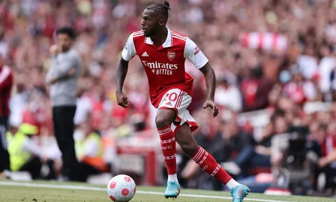 Chủ tịch đàm phán chiêu mộ sao Arsenal