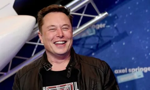 Elon Musk tuyên bố gây ngỡ ngàng vụ mua Man Utd