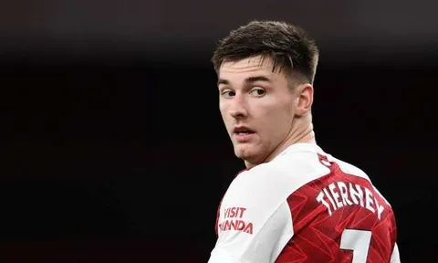 'Cậu ấy quá giỏi để chơi cho Arsenal, nên rời đi'