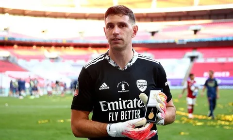 Kevin Campbell tin Arsenal không sai khi bán đi 'người hùng' mùa trước