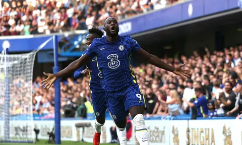 10 thống kê Chelsea 3-0 Aston Villa: Siêu người nhện; The Blues nối gót M.U!