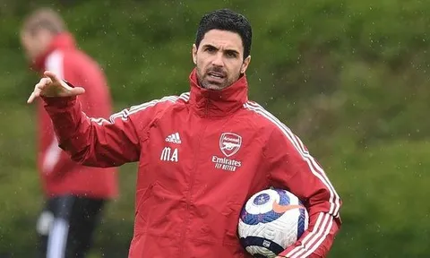 CHÍNH THỨC! Arsenal chia tay 4 cầu thủ, sắp "tống khứ" 8 cái tên khác