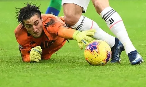 'Tôi phải nhắn cho mẹ ngay sau khi được đối đầu Buffon'