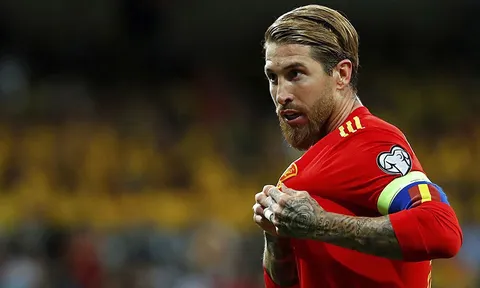 Bị Ramos phá vỡ kỷ lục, Casillas lập tức phá vỡ im lặng