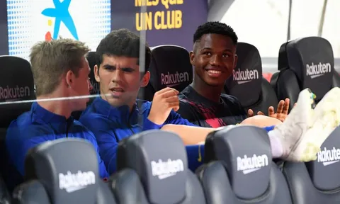 Bị Valverde "giam cầm", thành phẩm La Masia quyết tìm chân trời mới