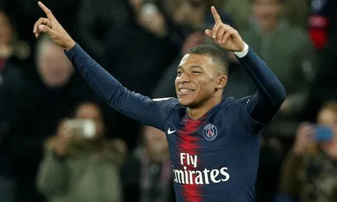 Chiêu dụ Mbappe, Real trả mức lương bằng phí chiêu mộ "đá tảng MU"