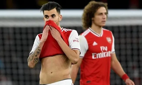 Thất bại tan nát, CĐV Arsenal đòi đuổi thẳng cổ 1 cái tên