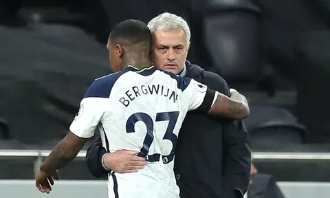 Bị Mourinho "bỏ rơi", sao Tottenham tỏ vẻ buồn bã khi trở về ĐTQG