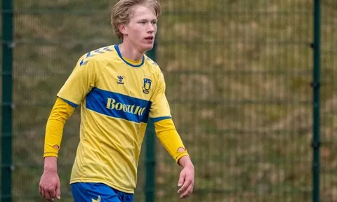 Chelsea dẫn đầu cuộc đua cho 'Kevin De Bruyne mới'