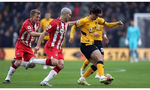 Lộ diện ông hoàng "xỏ háng" đối thủ ở Premier League