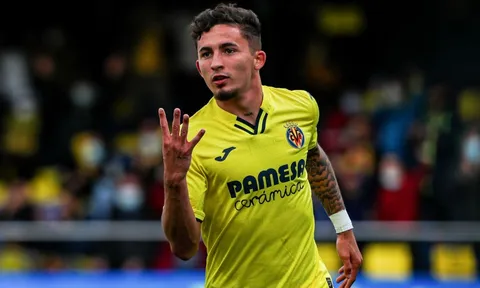 Lập poker, sao trẻ Villarreal phá loạt kỷ lục