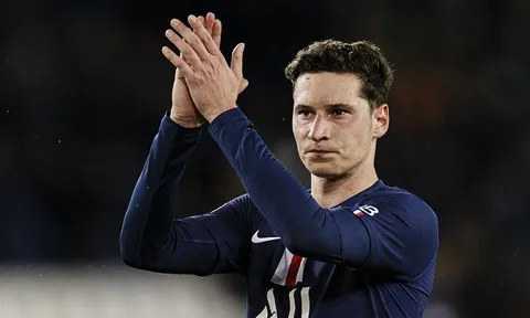 Leverkusen được liên hệ với 'người thừa' của PSG, sếp lớn nói gì?