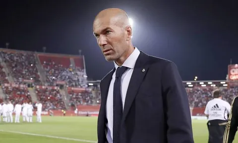 Con cờ của Perez, rồi Zidane sẽ hiểu cảm giác của Lopetegui và Solari