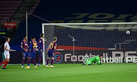 Thua sốc trên sân nhà, Arsenal chìm sâu vào khủng hoảng