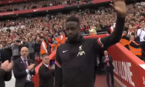 Người cũ Liverpool bị gắn mác "chữ ký tệ nhất mùa giải"