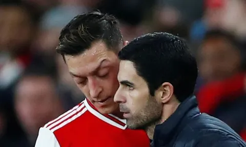 Bước ngoặt thay đổi tương lai Mesut Ozil tại Arsenal
