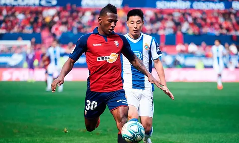 CĐV Chelsea lo lắng, Mason Mount gửi ngay thông điệp