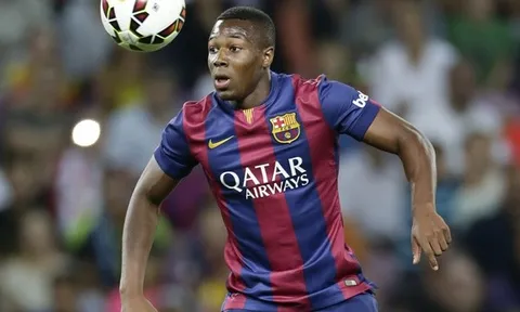 "Hộ pháp Wolves" phá vỡ im lặng về việc gia nhập Barcelona