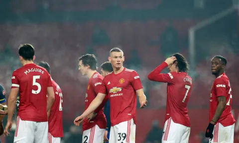 Gary Neville lên tiếng, rõ 3 vị trí Man Utd cần thêm nhân sự mới