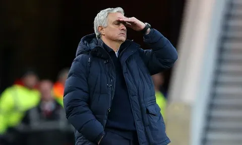 Sở hữu 'vua mất bóng', Mourinho đau đầu vì vấn đề của Tottenham