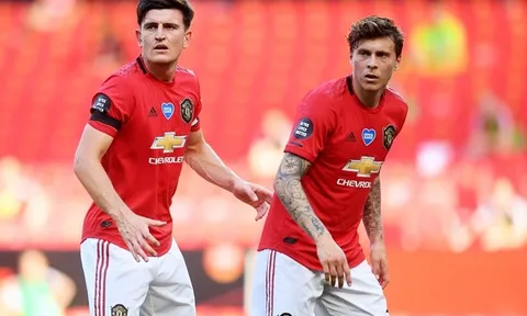 "2 cái tên đó không đủ tốt để chơi cho Man Utd"
