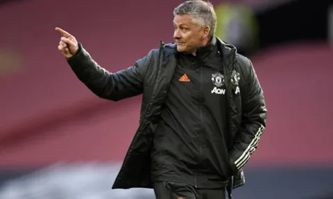 2 quyết định đúng đắn và 1 sai lầm của Solskjaer ở trận thua Leicester