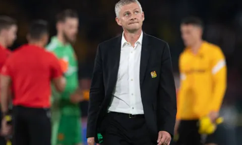 2 quyết định đúng đắn và 2 sai lầm của Solskjaer trận thua Young Boys