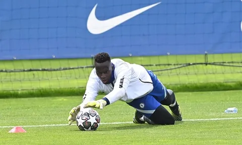 2 viện binh hạng nặng có mặt, Chelsea sẵn sàng chiến Man City