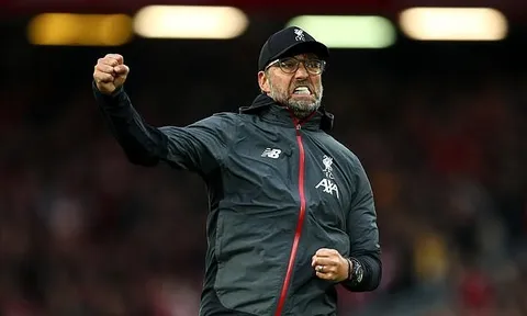 Klopp đúng khi thận trọng, giông bão đang chờ Liverpool
