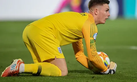 Người cũ lên tiếng, chỉ thẳng "kẻ thách thức De Gea" cho Man Utd