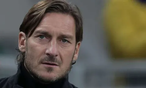 Totti ra mặt, trực tiếp tìm bến đỗ cho "Vì sao" bị Lampard bỏ quên