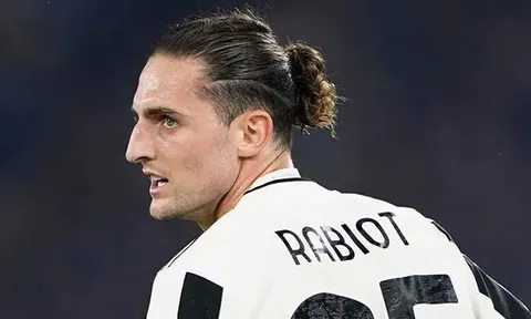 Giám đốc M.U rời Turin, đàm phán tích cực