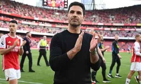 "Chiếc áo bó" của Arteta đang đưa Arsenal tới chức vô địch